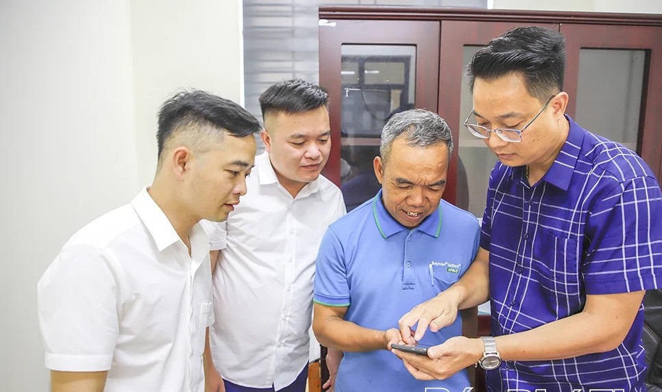 Ph&uacute; Thọ tạo bước ngoặt cải c&aacute;ch h&agrave;nh ch&iacute;nh: Lấy dữ liệu v&agrave; c&ocirc;ng nghệ l&agrave;m thước đo phục vụ- Ảnh 1.