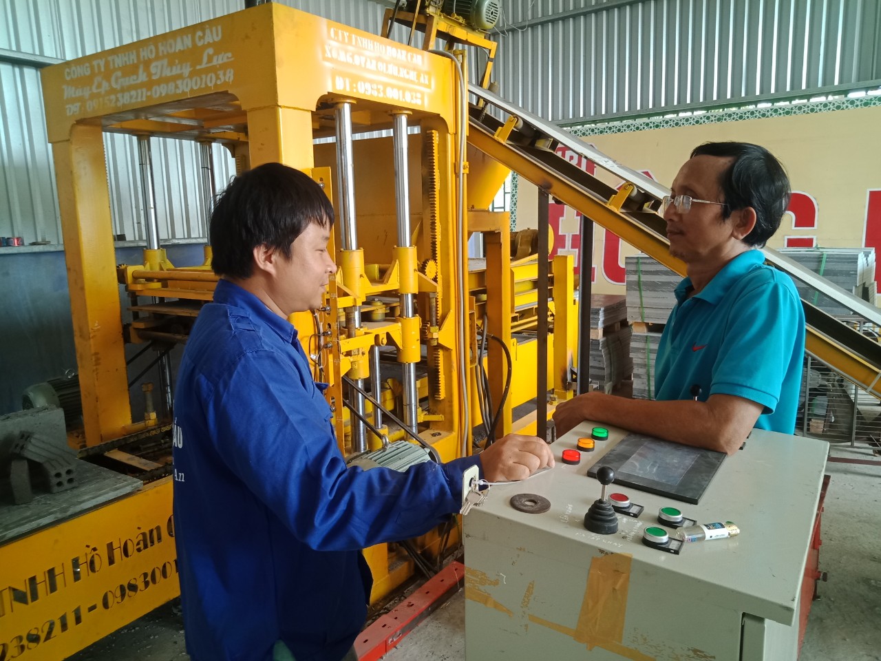 Ph&aacute;t triển c&ocirc;ng nghệ sản xuất vật liệu x&acirc;y dựng xanh- Ảnh 2.