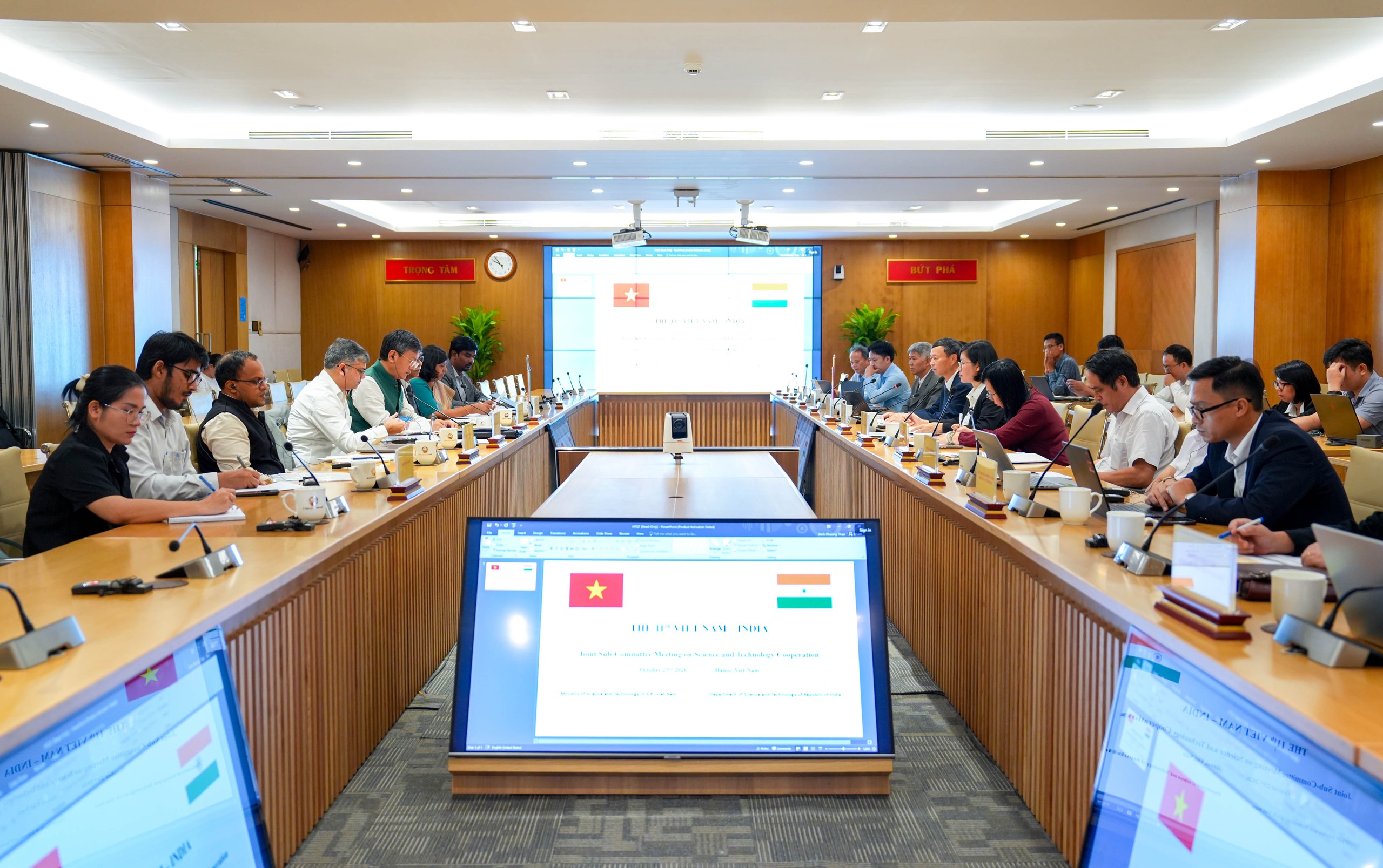Việt Nam &ndash; Ấn Độ th&uacute;c đẩy hợp t&aacute;c khoa học, c&ocirc;ng nghệ gắn với ứng dụng v&agrave; thương mại h&oacute;a- Ảnh 1.