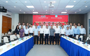 Vietnam Post đưa hệ sinh th&aacute;i dịch vụ v&agrave; c&ocirc;ng nghệ đến với sinh vi&ecirc;n ĐHQG H&agrave; Nội- Ảnh 13.