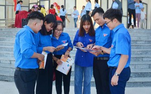 Quảng Trị: Đẩy mạnh ứng dụng tiện &iacute;ch số phục vụ người d&acirc;n- Ảnh 4.