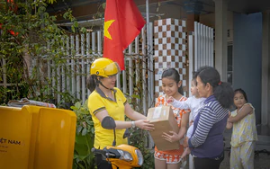 Vietnam Post đưa hệ sinh th&aacute;i dịch vụ v&agrave; c&ocirc;ng nghệ đến với sinh vi&ecirc;n ĐHQG H&agrave; Nội- Ảnh 9.