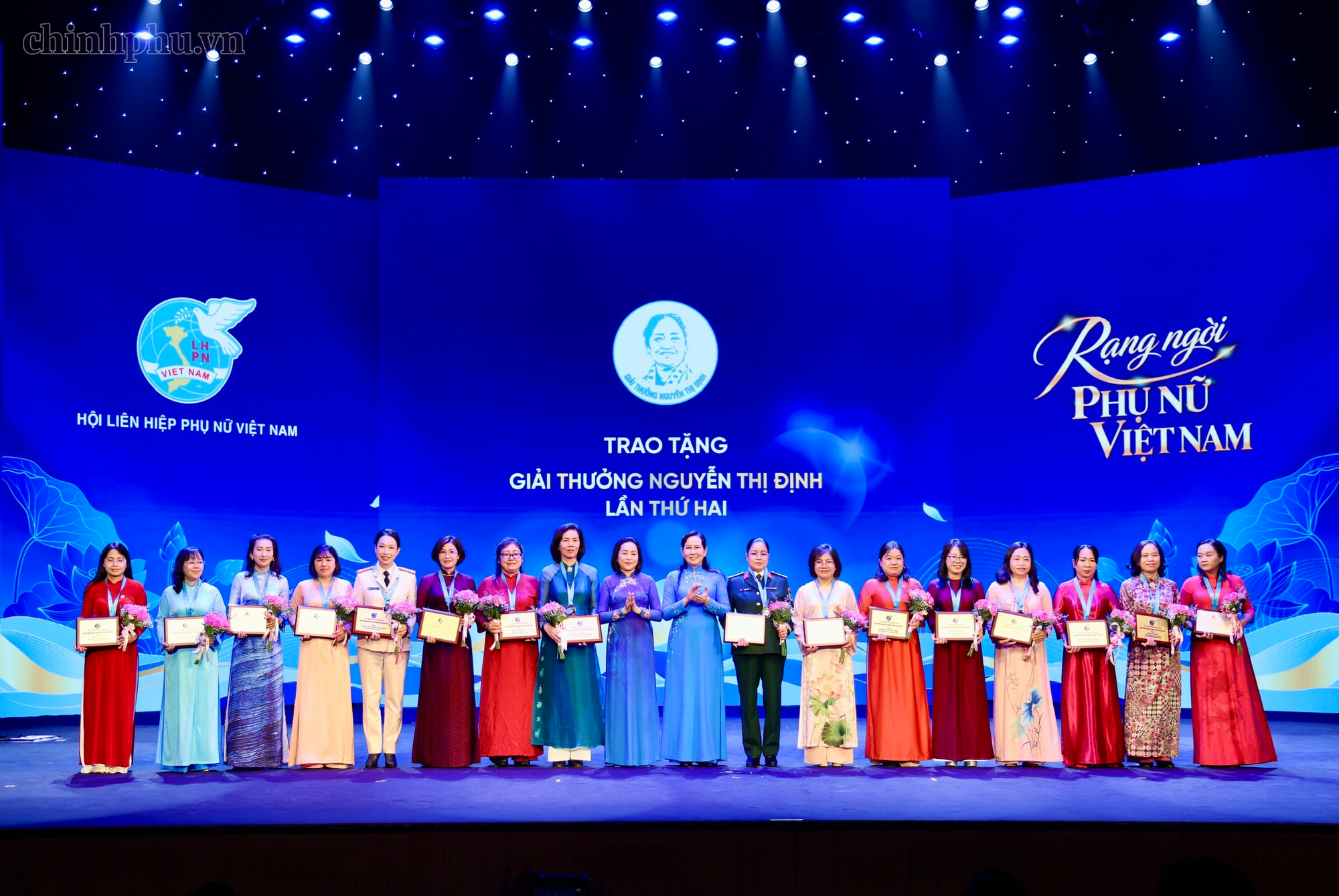 Phó Thủ tướng Thường trực: Tháo gỡ các rào cản về vốn, công nghệ, thị trường cho phụ nữ khởi nghiệp- Ảnh 4.